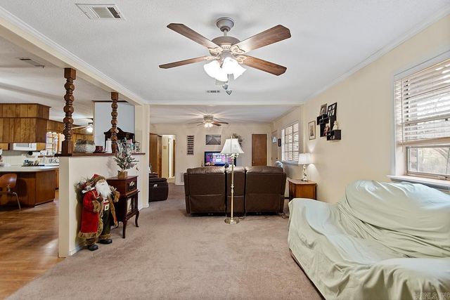 8213 Russwood W Lane, Mabelvale, AR 72103