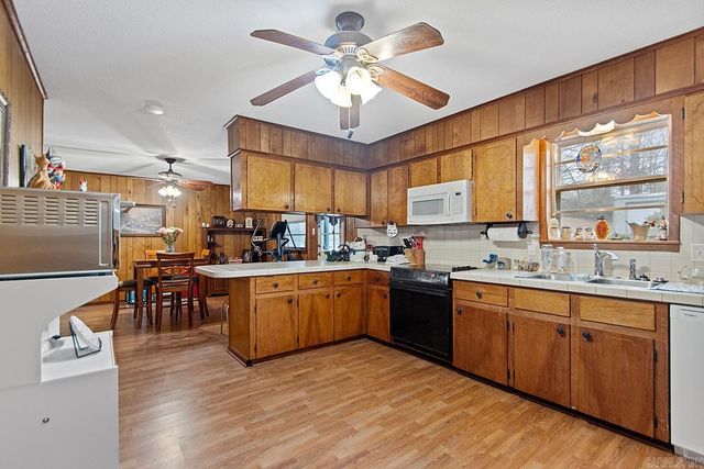 8213 Russwood W Lane, Mabelvale, AR 72103