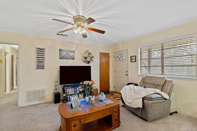 8213 Russwood W Lane, Mabelvale, AR 72103