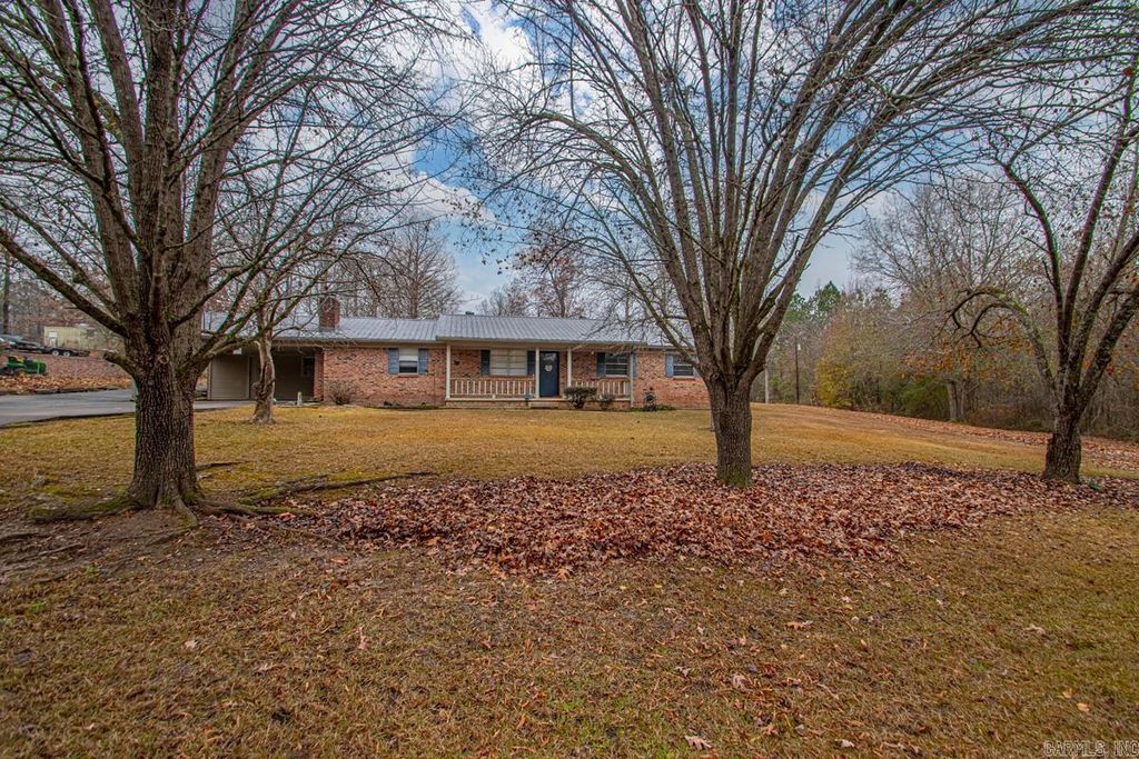 8213 Russwood W Lane, Mabelvale, AR 72103