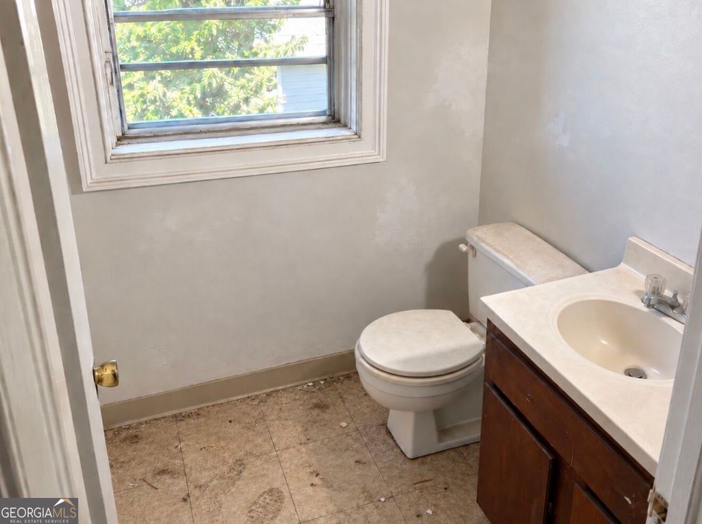 2152 Wesley Chapel Road, Decatur, GA 30035 — photo 4