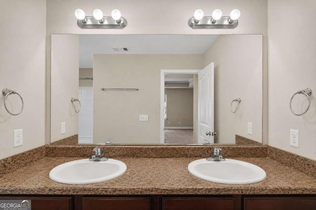 365 Creekside Circle, Ellabell, GA 31308