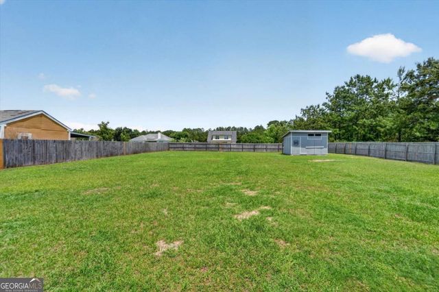 365 Creekside Circle, Ellabell, GA 31308
