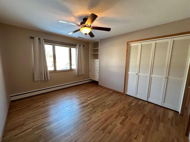 1014 Green Bay STREET, Onalaska, WI 54650