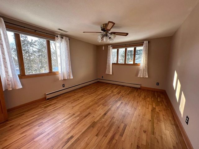 1014 Green Bay STREET, Onalaska, WI 54650