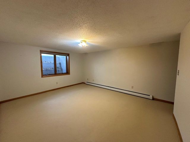 1014 Green Bay STREET, Onalaska, WI 54650