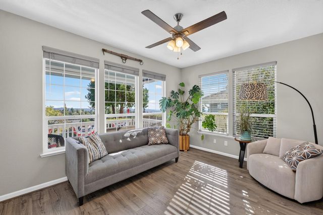 3307 Piedmont Dr, Camino, CA 95709