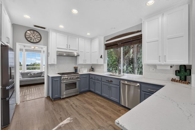 3307 Piedmont Dr, Camino, CA 95709