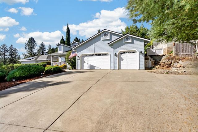 3307 Piedmont Dr, Camino, CA 95709