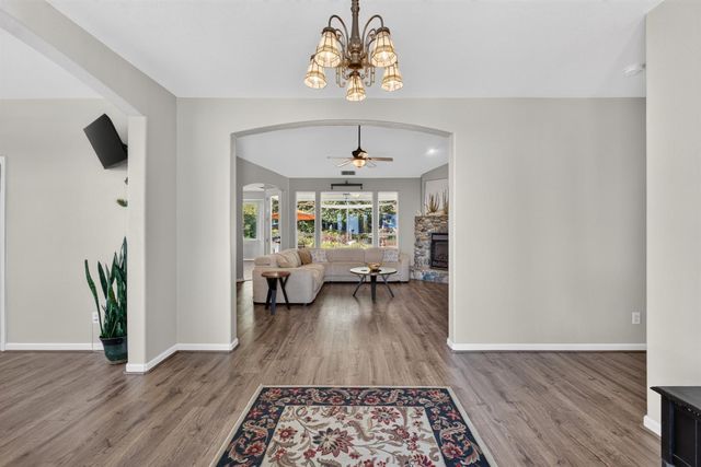 3307 Piedmont Dr, Camino, CA 95709