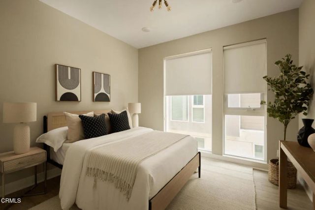 6899 Pollard Street, Los Angeles, CA 90042