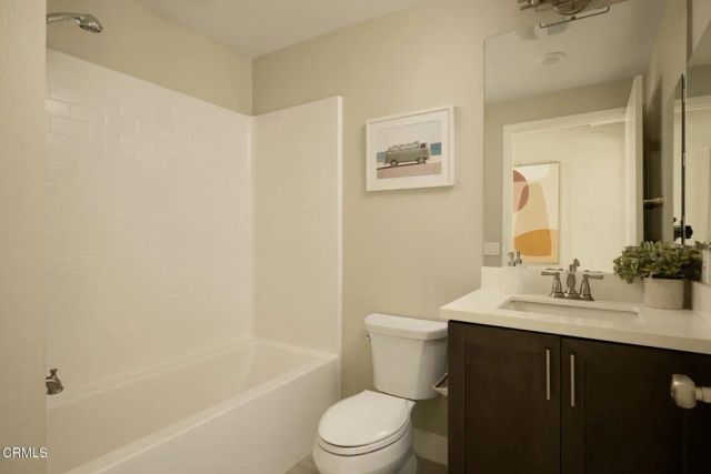6899 Pollard Street, Los Angeles, CA 90042