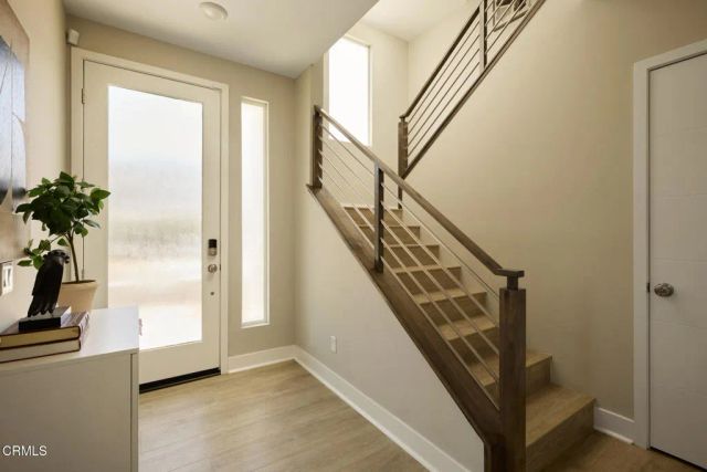 6899 Pollard Street, Los Angeles, CA 90042