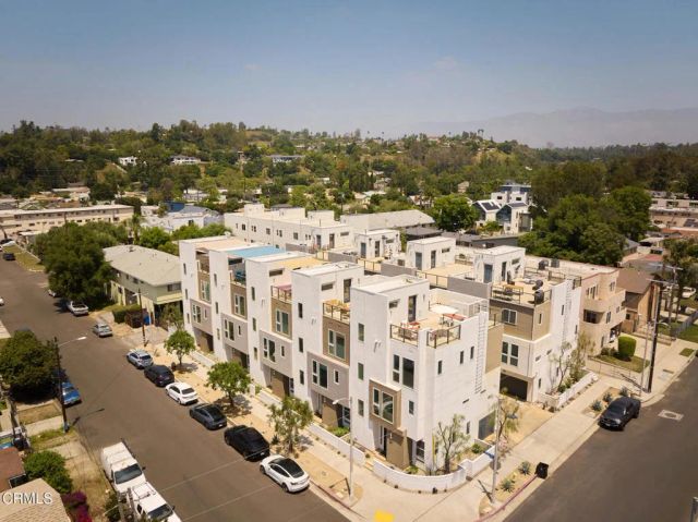 6899 Pollard Street, Los Angeles, CA 90042