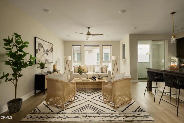 6899 Pollard Street, Los Angeles, CA 90042