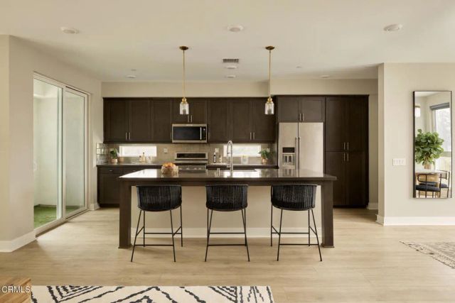 6899 Pollard Street, Los Angeles, CA 90042