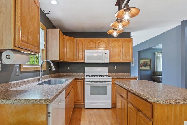 3330 Wood ROAD, Mount Pleasant, WI 53406