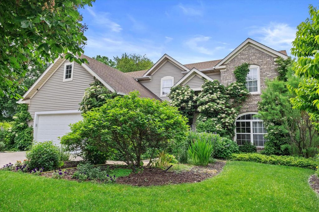 3330 Wood ROAD, Mount Pleasant, WI 53406