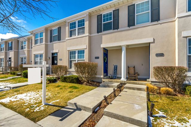 10646 S CAVE RUN LN, South Jordan, UT 84009