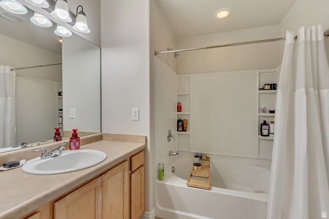 10646 S CAVE RUN LN, South Jordan, UT 84009