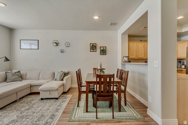 10646 S CAVE RUN LN, South Jordan, UT 84009