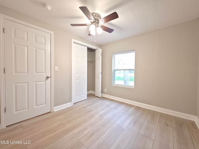 1103 Kell Avenue, Pascagoula, MS 39567