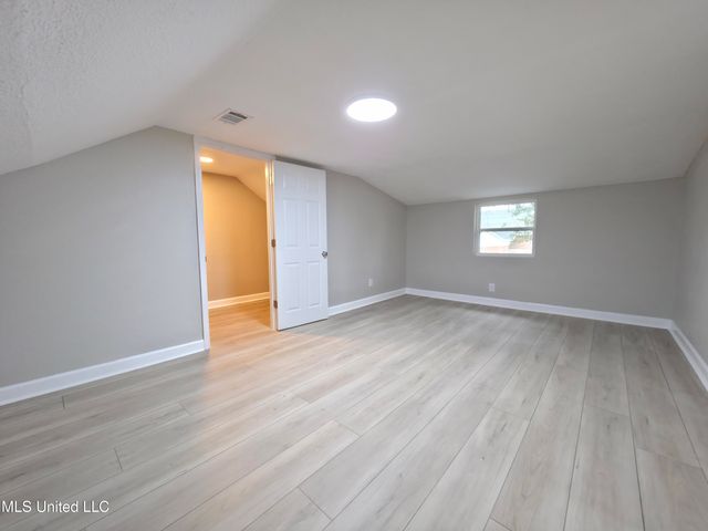 1103 Kell Avenue, Pascagoula, MS 39567