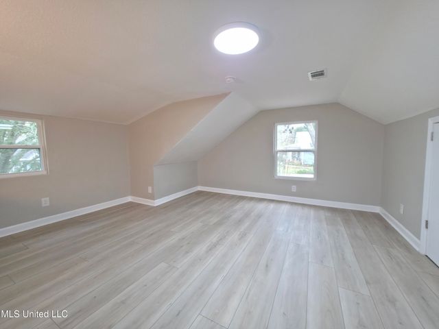 1103 Kell Avenue, Pascagoula, MS 39567