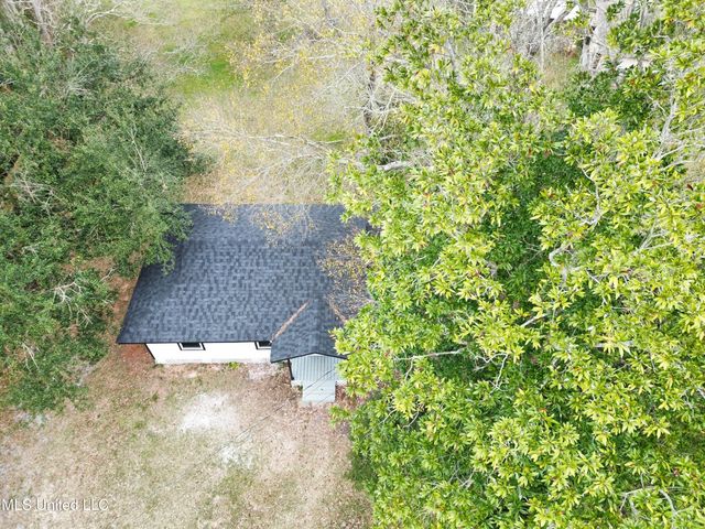 1103 Kell Avenue, Pascagoula, MS 39567