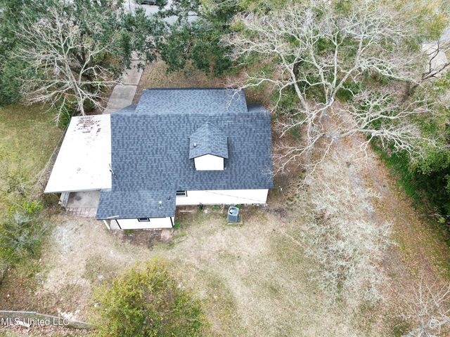 1103 Kell Avenue, Pascagoula, MS 39567