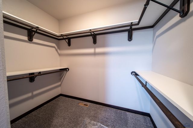 1252 KODIAK DRIVE, Box Elder, SD 57719