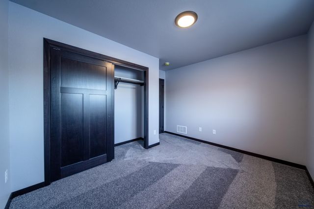 1252 KODIAK DRIVE, Box Elder, SD 57719