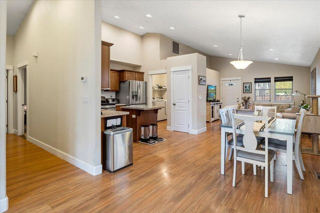 350 SE Silvis Lane, Bend, OR 97702