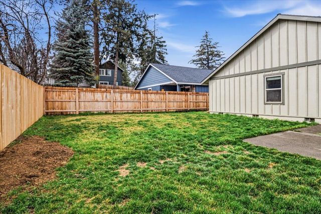 350 SE Silvis Lane, Bend, OR 97702