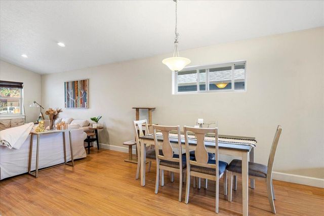 350 SE Silvis Lane, Bend, OR 97702