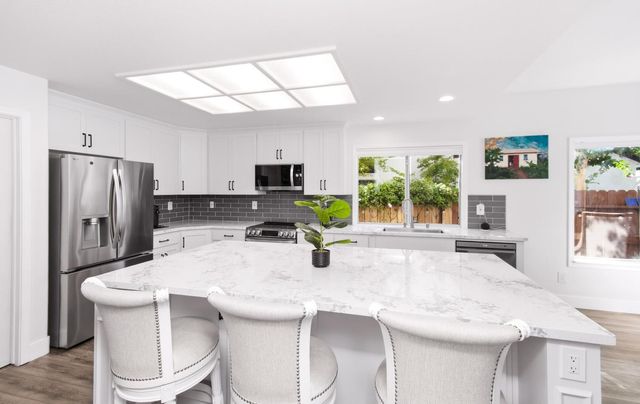 1817 Via Invierno, Roseville, CA 95747