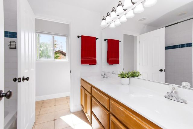 1817 Via Invierno, Roseville, CA 95747