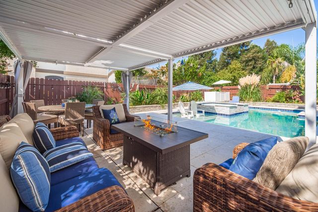 1817 Via Invierno, Roseville, CA 95747