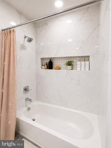 9201 CHERRYTREE DR, Alexandria, VA 22309