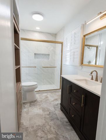 9201 CHERRYTREE DR, Alexandria, VA 22309