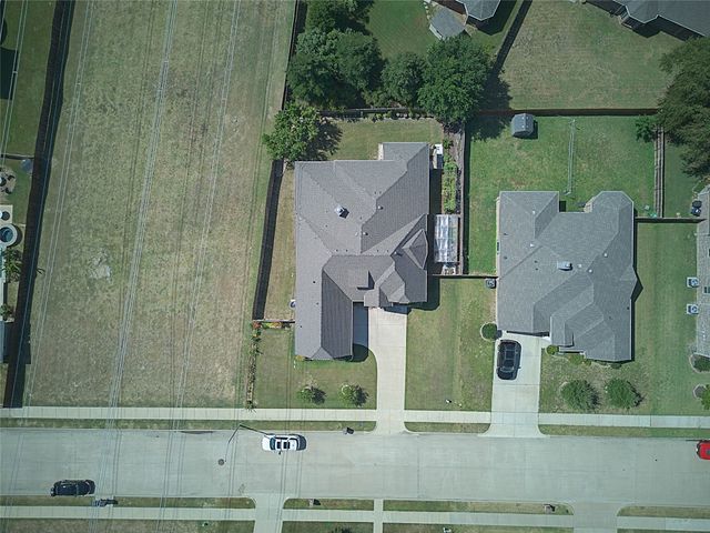 5106 Shelter Point Court, Mansfield, TX 76063
