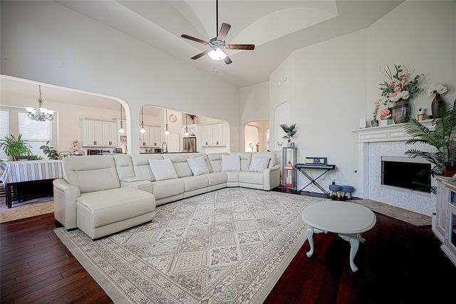 5106 Shelter Point Court, Mansfield, TX 76063