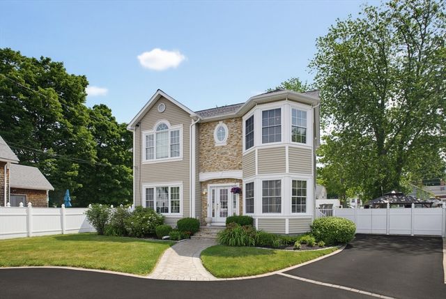 10 Mayhew Slip, Milford, MA 01757
