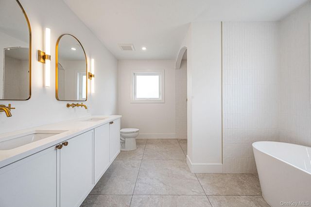 3690 Lufberry Avenue, Wantagh, NY 11793