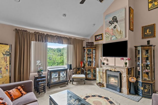 72 Hilltop Drive F, North Providence, RI 02904