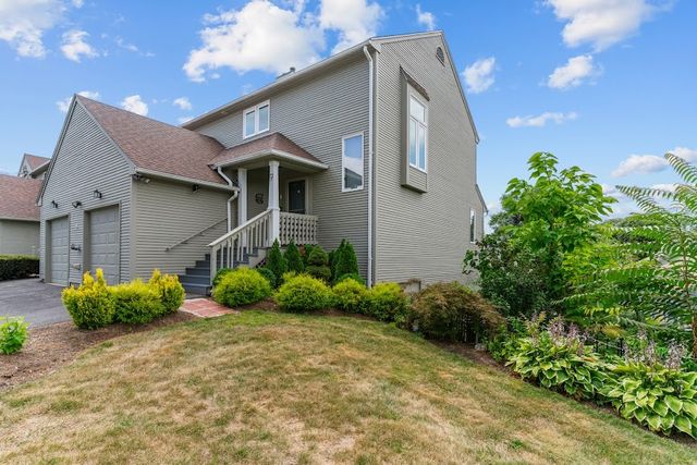 72 Hilltop Drive F, North Providence, RI 02904