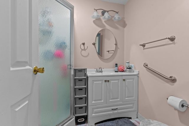 72 Hilltop Drive F, North Providence, RI 02904