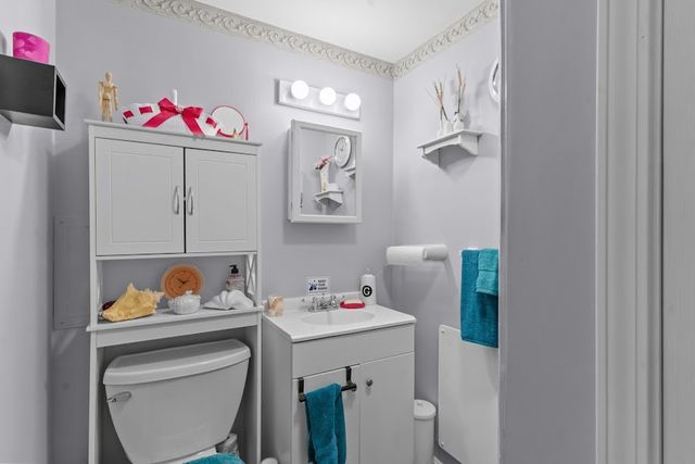 72 Hilltop Drive F, North Providence, RI 02904