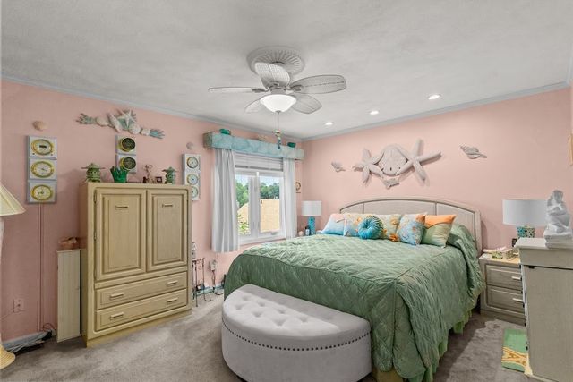 72 Hilltop Drive F, North Providence, RI 02904