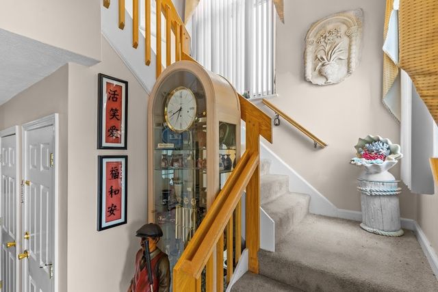 72 Hilltop Drive F, North Providence, RI 02904